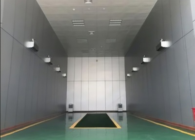 绝缘斗臂车库房